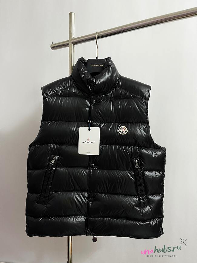 Moncler Enfant Men's Black Tib down-paneled vest - 1