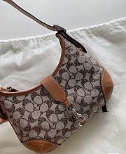 Coach Hamptons Hobo Bag In Crystal Signature Jacquard 27x21.5x6cm - 4