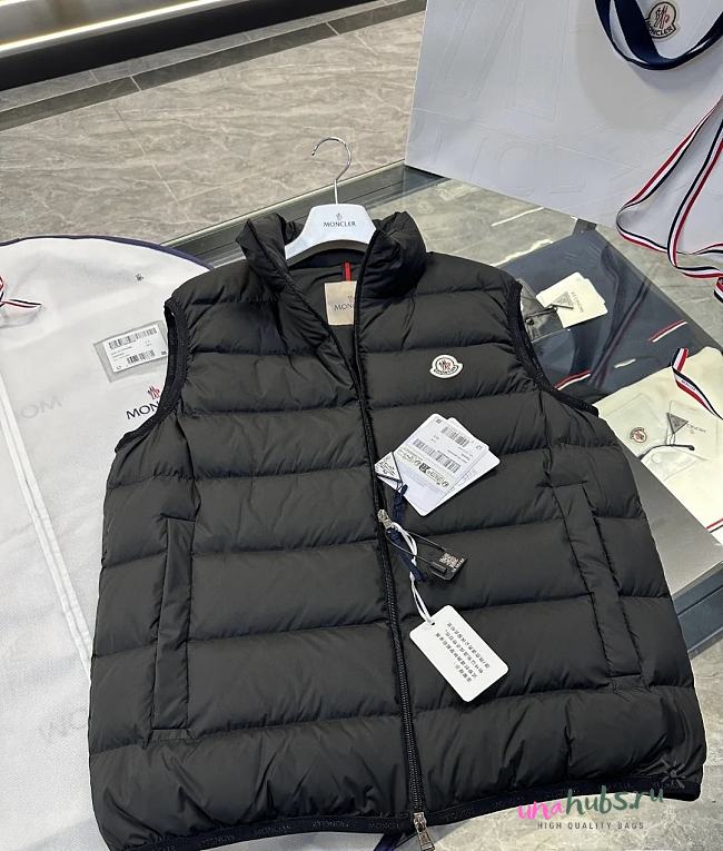 Moncler Contrin Down Gilet - 1