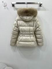 Moncler Boed Hooded Shearling Short Down Jacket Off White - 5