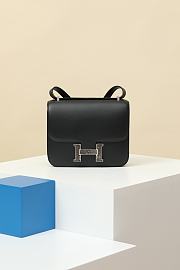 Hermes Constance Mini 19 shoulder bag in Black Monsieur leather with Lizard Palladium hardware - 1