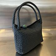 Bottega Veneta Tosca Dark Green Shoulder Bag - 27x18x9cm - 2