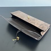 Bottega Veneta Andiamo Clutch  in python leather - 31x13x3cm - 5