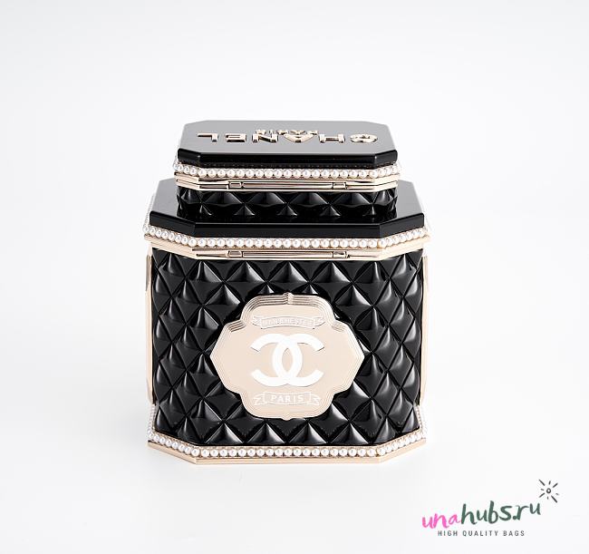Chanel Tea box minaudiere, Resin, enamel  - 1