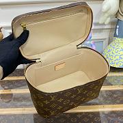 Louis Vuitton Nice Vanity Pouch - 24x17x14cm - 5