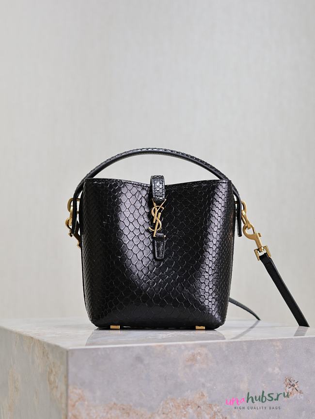 YSL LE 37 mini in black python leather - 15 x 13 x 6 cm - 1
