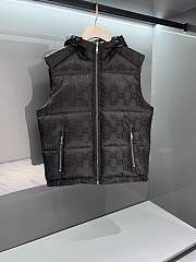Gucci Jumbo GG canvas down vest - 1