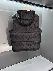 Gucci Jumbo GG canvas down vest - 2