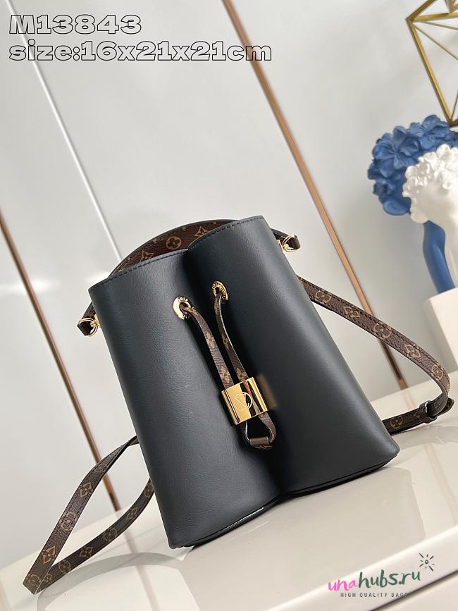 Louis Vuitton Bloom PM Bag - 1
