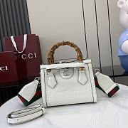 Gucci Diana Crocodile Leather Bag - 20x 16x 10cm - 3
