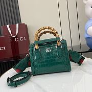 Gucci Diana Crocodile Leather Bag - 20x 16x 10cm - 2