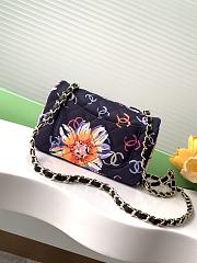 	 Chanel Tweed Purple Flower Small Size 21cm - 2