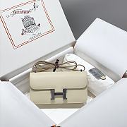 	 Hermes Constance Bag In Off White Epsom Leather - 24/12/4cm - 2