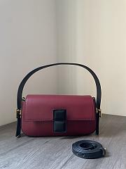 Fendi Metallic Baguette Twist Bag - 28x15x7cm - 4