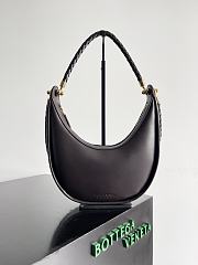 Bottega Veneta Cowhide Half Moon Bag 28*27*6cm - 4