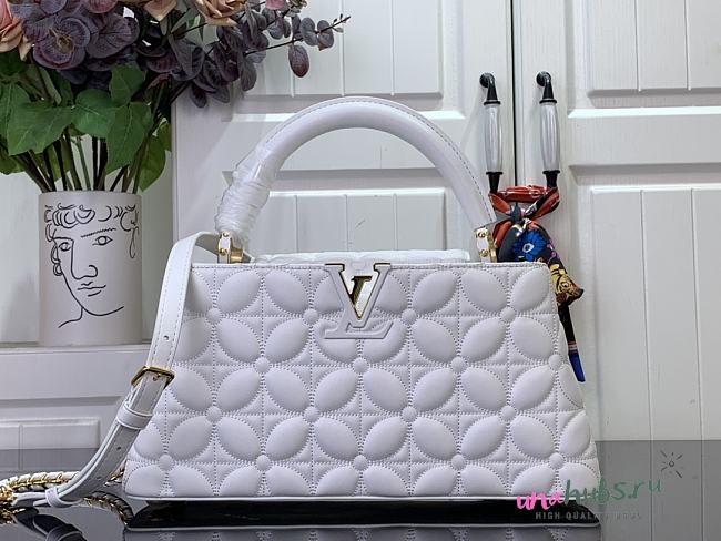 	 Louis Vuitton Capucines East-West MM white bloom effect - 33x19x9cm - 1