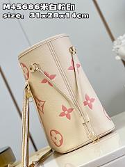 Louis Vuitton MM Neverfull  - 2