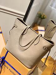 Louis Vuitton Neverfull MM Taupe Empreinte Bag 31x28x14cm - 6