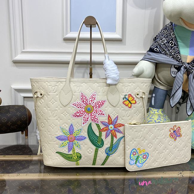 Louis Vuitton MM Neverfull White Flower - 1