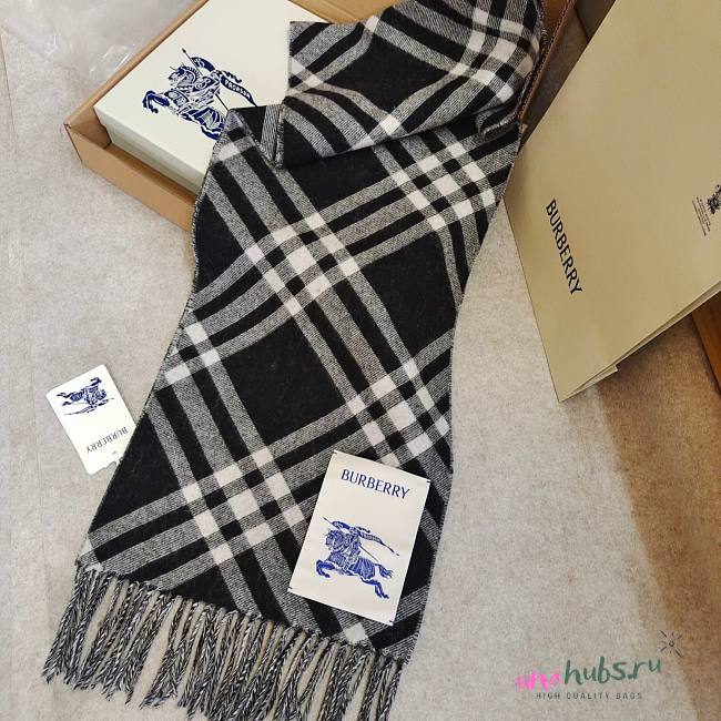 Burberry Reversible Check Rose Cashmere Scarf 180*30CM - 1