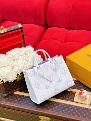 	 Louis Vuitton OnTheGo Monogram Empreinte Bicolor  - 35 x 27 x 14 cm - 5