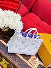 	 Louis Vuitton OnTheGo Monogram Empreinte Bicolor  - 35 x 27 x 14 cm - 4