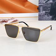 Versace Eyewear oversize-frame sunglasses - 6
