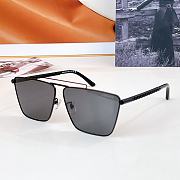 Versace Eyewear oversize-frame sunglasses - 5