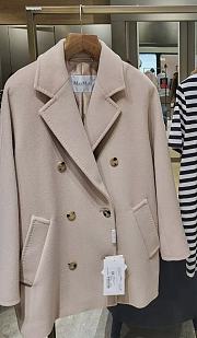 Max Mara Icon Wool Pink Short coat - 3