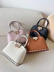 	 Valentino Garavani Rockstud SLEEK SHAPE bag - 21 X15 X10cm - 1