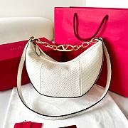 Valentino garavani Small VLogo Moon Hobo Bag - 29 x23 x11cm - 4
