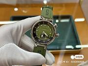 Louis Vuitton Tambour Diver Green watch 44mm - 5