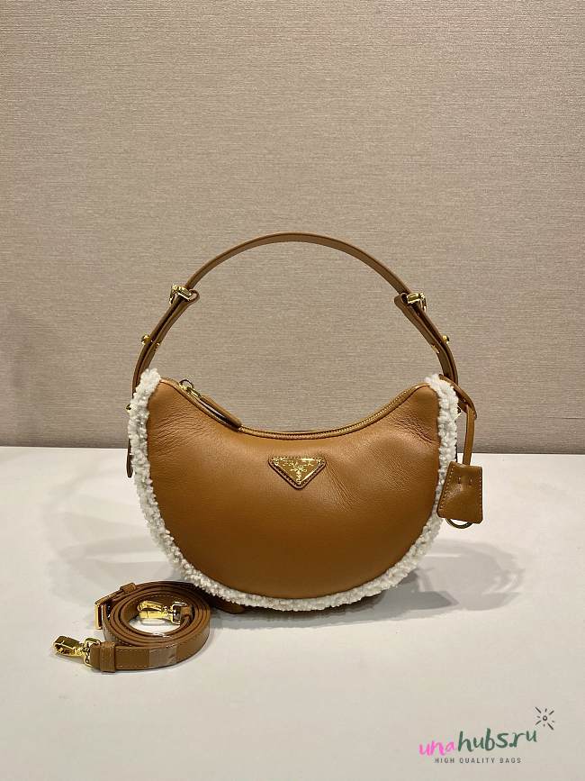 Black Prada Arqué Small Shearling Cognac Bag 22x18.56cm - 1