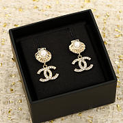 Chanel Gold Shell Pearl Earrings - 1