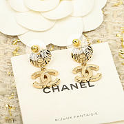 Chanel Gold Shell Pearl Earrings - 4