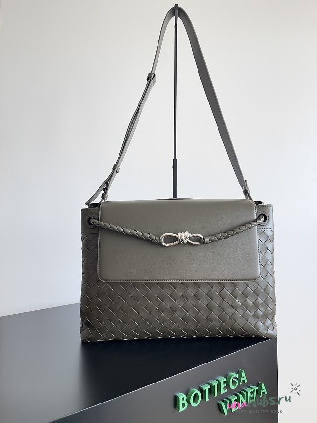	 Bottega Veneta Andiamo Messenger Bag - 37*26*13cm - 1