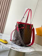 Louis Vuitton Neverfull Bandoulière Inside Out Red 28 x 14 x 31cm - 6