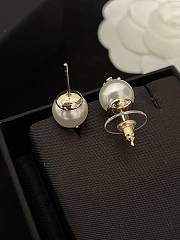 Chanel Pearl CC Earrings - 6