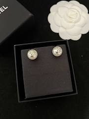 Chanel Pearl CC Earrings - 5