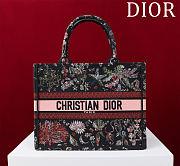 	 Dior Book Tote Medium Dior Book Tote in 8 colors - 36cm - 4