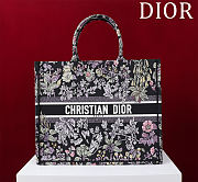 	 Dior Book Tote Large Dior Book Tote in 8 colors - 42cm - 5