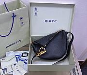 Burberry Knight Small Bag - 24 x 8× 23cm - 2