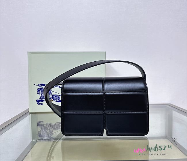 Burberry Snip Bag in Black - 23× 7× 16cm - 1