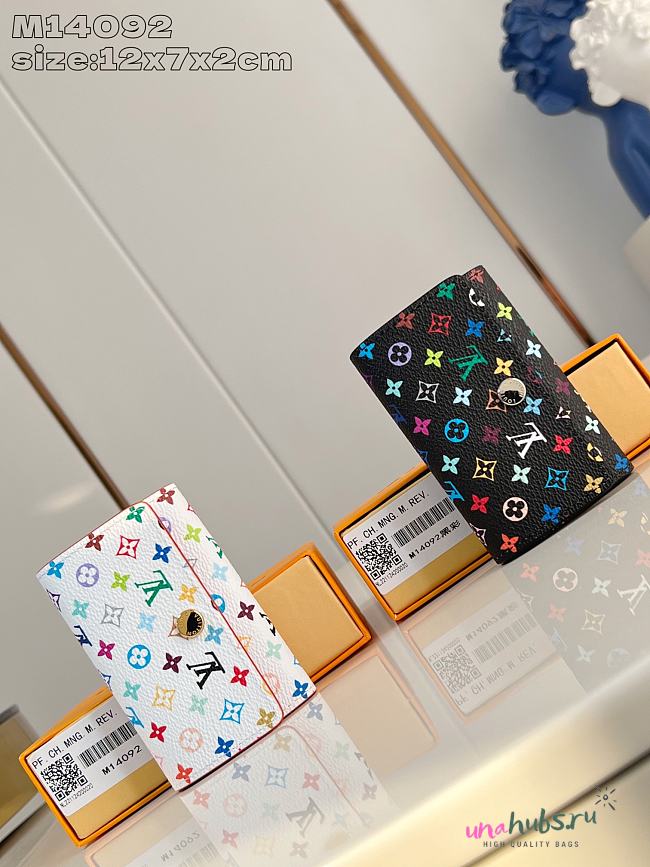 Louis Vuitton x Murakami 6 Key Holder 12 x 7 x 2cm - 1