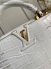 Louis Vuitton Capucines Crocodile White Bag - 17.3 x 9 x 27 cm - 2