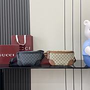Gucci GG Emblem small belt bag in black fabric 28x 17x 6cm - 1