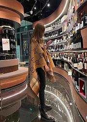 Gucci Reversible GG wool cape - 2
