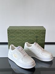 Gucci GG embossed trainer in white leather  - 5