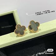 Van Cleef & Arpels Alhambra Studs Earrings - 5