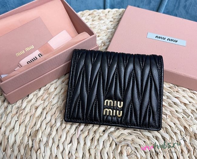 Miu Miu Matelasse Black Wallet 11.5 x8 cm - 1